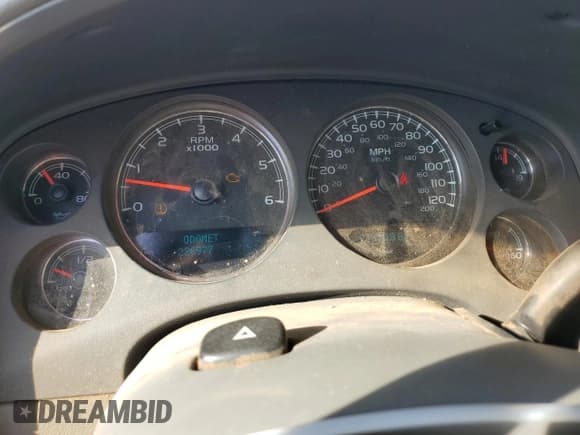 ✅ 2008 Chevrolet Suburban 1LT • VIN: 3GNFK16358G143665 • Lot: 74793114. Wystawiony na Copart z przebiegiem 226 977 mil. Bezpłatny archiwum sprzedaży aukcyjnych z USA i szczegółowy raport historii pojazdu na DreamBid. Zdjęcie 9.