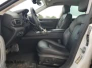 ✅ 2017 Maserati Levante • VIN: ZN661XUAXHX250088 • Лот: 40583294. Опубликован ранее на Copart с пробегом 26 317 миль. Бесплатный доступ к архиву аукционных продаж из США и подробный отчёт об истории автомобиля на DreamBid. Изображение 7.