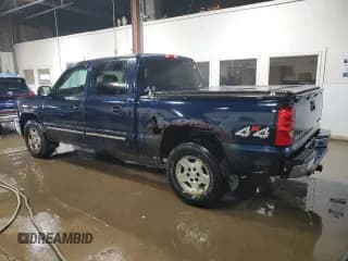 ✅ 2005 Chevrolet Silverado 1500 Z71 • VIN: 2GCEK13TX51337203 • Лот: 75947674. Опубликован ранее на Copart с пробегом 199 444 миль. Бесплатный доступ к архиву аукционных продаж из США и подробный отчёт об истории автомобиля на DreamBid. Изображение 2.