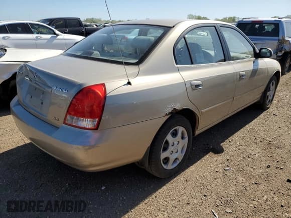 ✅ 2002 Hyundai Elantra GLS • VIN: KMHDN45D62U460700 • Lot: 55094745. Wystawiony na Copart z przebiegiem 90 225 mil. Bezpłatny archiwum sprzedaży aukcyjnych z USA i szczegółowy raport historii pojazdu na DreamBid. Zdjęcie 3.