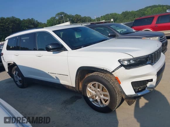 ✅ 2023 Jeep Grand Cherokee Laredo • VIN: 1C4RJKAG5P8881804 • Lot: 42574642. Listed on IAAI with 54,046 mi. Free auction sales archive from the USA and detailed vehicle history report at DreamBid. Image 13.