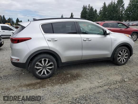 ✅ 2019 Kia Sportage EX • VIN: KNDPNCAC8K7512321 • Lot: 68771375. Wystawiony na Copart z przebiegiem 5 107 mil. Bezpłatny archiwum sprzedaży aukcyjnych z USA i szczegółowy raport historii pojazdu na DreamBid. Zdjęcie 3.