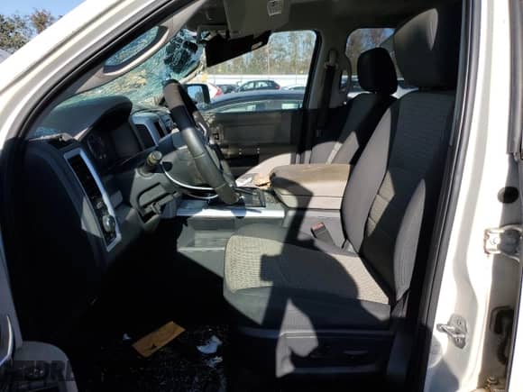 2009 Dodge 1500 SLT с VIN 1D3HV18T89S756256, выставлен на аукционе Copart как лот 77035604 с пробегом 116 467 миль миль и Списание • Salvage title. История ставок и продаж доступна на DreamBid. Изображение 7.