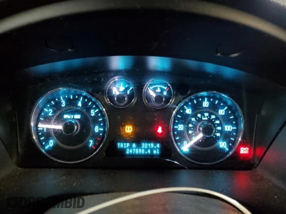 ✅ 2009 Ford Flex SEL • VIN: 2FMEK62C39BB07402 • Lot: 92528165. Wystawiony na Copart z przebiegiem 247 898 mil. Bezpłatny archiwum sprzedaży aukcyjnych z USA i szczegółowy raport historii pojazdu na DreamBid. Zdjęcie 9.