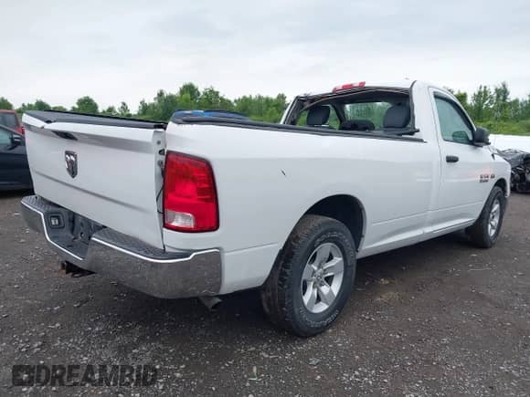 2016 Ram 1500 Tradesman z VIN 3C6JR6DT7GG285374, wystawiony jako IAAI lot #42600320 z przebiegiem 112 185 mil mil oraz . Historia ofert i sprzedaży dostępna na DreamBid. Obrazek 4.