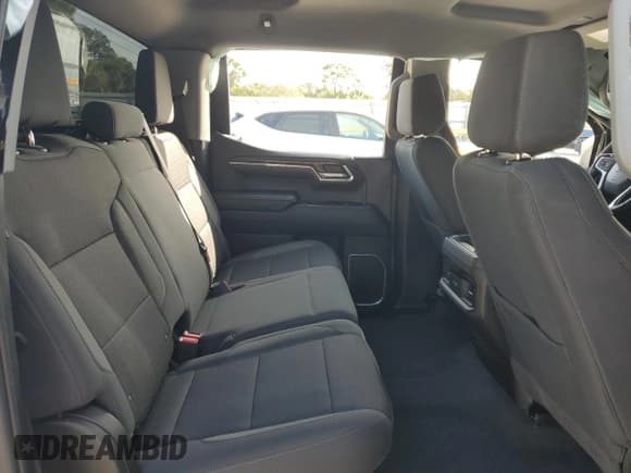 ✅ 2023 Chevrolet Silverado 1500 • VIN: 1GCPADE89PZ135890 • Лот: 87172254. Опубликован ранее на Copart с пробегом 21 647 миль. Бесплатный доступ к архиву аукционных продаж из США и подробный отчёт об истории автомобиля на DreamBid. Изображение 10.