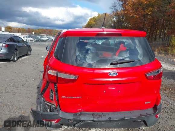 ✅ 2020 Ford EcoSport S • VIN: MAJ3S2FE3LC346011 • Lot: 43528418. Wystawiony na IAAI z przebiegiem 6 498 mil. Bezpłatny archiwum sprzedaży aukcyjnych z USA i szczegółowy raport historii pojazdu na DreamBid. Zdjęcie 6.