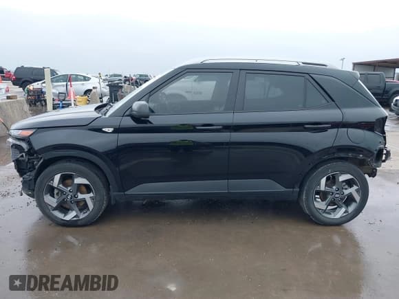 ✅ 2021 Hyundai Venue SEL • VIN: KMHRC8A36MU071140 • Lot: 41481137. Listed on IAAI with 81,040 mi. Free auction sales archive from the USA and detailed vehicle history report at DreamBid. Image 15.