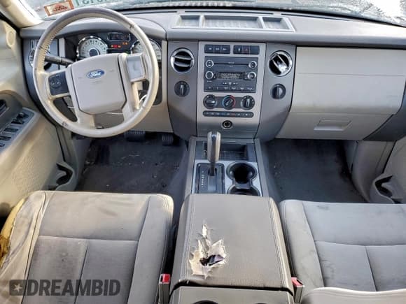 ✅ 2010 Ford Expedition SSV • VIN: 1FMJU1G59AEB69465 • Lot: 94913175. Listed on Copart with 161,356 mi. Free auction sales archive from the USA and detailed vehicle history report at DreamBid. Image 8.