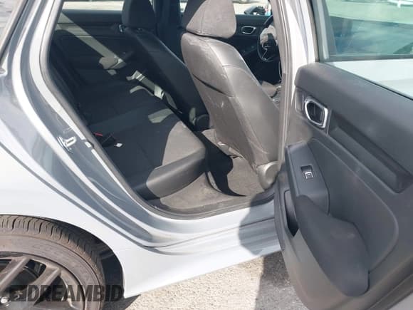 ✅ 2025 Honda Civic Sport • VIN: 2HGFE2F5XSH570145 • Лот: 43508107. Опубликован ранее на IAAI с пробегом 10 667 миль. Бесплатный доступ к архиву аукционных продаж из США и подробный отчёт об истории автомобиля на DreamBid. Изображение 8.