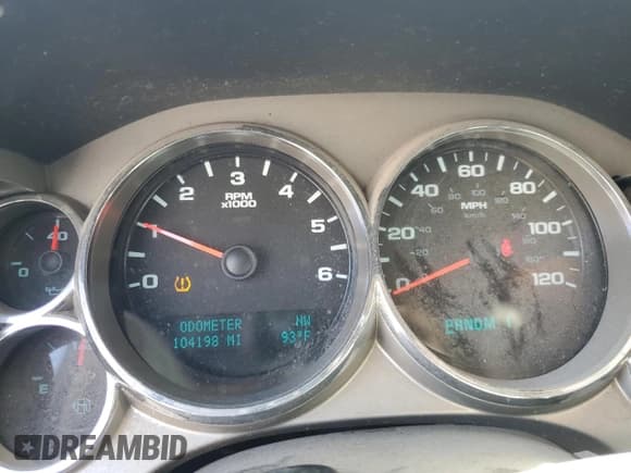 ✅ 2014 Chevrolet Silverado 2500HD LT • VIN: 1GC1KXCGXEF145227 • Лот: 66127625. Опубликован ранее на Copart с пробегом 104 198 миль. Бесплатный доступ к архиву аукционных продаж из США и подробный отчёт об истории автомобиля на DreamBid. Изображение 9.