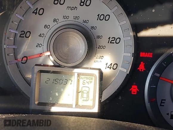 ✅ 2013 Honda Pilot EX-L • VIN: 5FNYF3H66DB017923 • Lot: 41677898. Listed on IAAI with 219,037 mi. Free auction sales archive from the USA and detailed vehicle history report at DreamBid. Image 16.