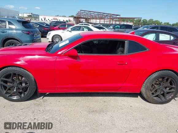 ✅ 2015 Chevrolet Camaro SS • VIN: 2G1FK1EJXF9294266 • Лот: 43131528. Опубликован ранее на IAAI с пробегом 61 641 миль. Бесплатный доступ к архиву аукционных продаж из США и подробный отчёт об истории автомобиля на DreamBid. Изображение 14.