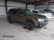 ✅ 2022 Subaru Forester Wilderness • VIN: JF2SKAMC2NH504783 • Lot: 43416288. Wystawiony na IAAI z przebiegiem 75 434 mil. Bezpłatny archiwum sprzedaży aukcyjnych z USA i szczegółowy raport historii pojazdu na DreamBid. Zdjęcie 1.