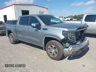 ✅ 2025 GMC Sierra 1500 SLT • VIN: 1GTUUDED5SZ229703 • Лот: 43177729. Опубликован ранее на IAAI с пробегом 17 469 миль. Бесплатный доступ к архиву аукционных продаж из США и подробный отчёт об истории автомобиля на DreamBid. Изображение 1.