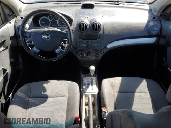 ✅ 2010 Chevrolet Aveo 1LT • VIN: KL1TD5DE2AB126832 • Lot: 52104765. Wystawiony na Copart z przebiegiem 213 673 mil. Bezpłatny archiwum sprzedaży aukcyjnych z USA i szczegółowy raport historii pojazdu na DreamBid. Zdjęcie 8.