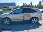 ✅ 2007 Lexus RX 350 • VIN: 2T2HK31U97C035115 • Lot: 42387050. Listed on IAAI with 205,495 mi. Free auction sales archive from the USA and detailed vehicle history report at DreamBid. Image 6.