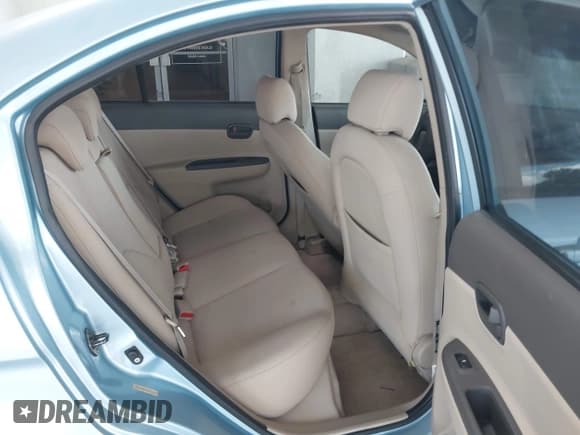 ✅ 2007 Hyundai Accent GLS • VIN: KMHCN46C77U148748 • Лот: 42996862. Опубликован ранее на IAAI с пробегом 93 483 миль. Бесплатный доступ к архиву аукционных продаж из США и подробный отчёт об истории автомобиля на DreamBid. Изображение 8.