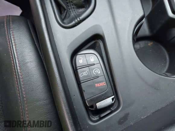 2021 Dodge Durango R/T with VIN 1C4SDJCT5MC522880, listed as a IAAI auction lot 42589803 with 68,331 mi miles and . Bid and sale history available at DreamBid. Image 7.