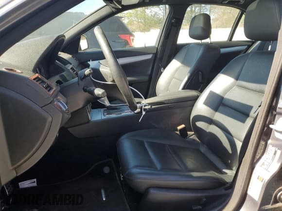 ✅ 2008 Mercedes-Benz C 300 Sport • VIN: WDDGF54X58F052255 • Lot: 47979665. Listed on Copart with 79,927 mi. Free auction sales archive from the USA and detailed vehicle history report at DreamBid. Image 7.