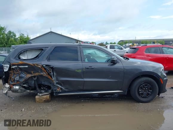 ✅ 2023 Dodge Durango Pursuit • VIN: 1C4SDJFTXPC631559 • Lot: 42492276. Wystawiony na IAAI z przebiegiem 18 243 mil. Bezpłatny archiwum sprzedaży aukcyjnych z USA i szczegółowy raport historii pojazdu na DreamBid. Zdjęcie 14.