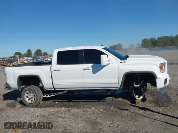 ✅ 2014 GMC Sierra 1500 SLE • VIN: 3GTU2UEC3EG494749 • Lot: 43507360. Listed on IAAI with 155,091 mi. Free auction sales archive from the USA and detailed vehicle history report at DreamBid. Image 13.