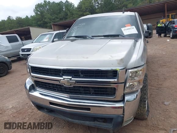 ✅ 2008 Chevrolet Silverado 2500HD LTZ • VIN: 1GCHK23648F154552 • Лот: 43400235. Опубликован ранее на IAAI с пробегом 197 246 миль. Бесплатный доступ к архиву аукционных продаж из США и подробный отчёт об истории автомобиля на DreamBid. Изображение 12.
