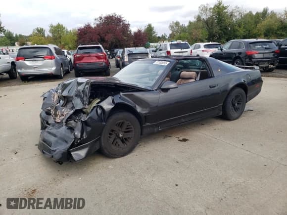 ✅ 1985 Pontiac Firebird Trans Am • VIN: 1G2FW87F8FL607518 • Лот: 72102655. Опубликован ранее на Copart с пробегом 39 121 миль. Бесплатный доступ к архиву аукционных продаж из США и подробный отчёт об истории автомобиля на DreamBid. Изображение 1.