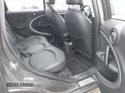 ✅ 2012 MINI Countryman • VIN: WMWZB3C57CWM05166 • Lot: 43755691. Wystawiony na IAAI z przebiegiem 202 490 mil. Bezpłatny archiwum sprzedaży aukcyjnych z USA i szczegółowy raport historii pojazdu na DreamBid. Zdjęcie 8.