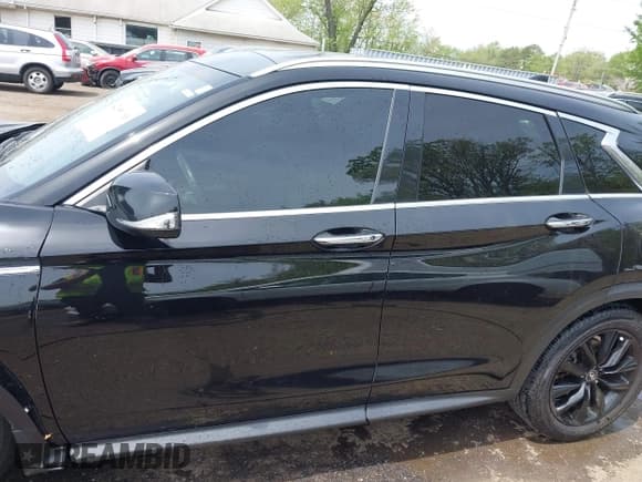 ✅ 2019 Infiniti QX50 Essential • VIN: 3PCAJ5M30KF138306 • Lot: 42099096. Wystawiony na IAAI z przebiegiem 73 587 mil. Bezpłatny archiwum sprzedaży aukcyjnych z USA i szczegółowy raport historii pojazdu na DreamBid. Zdjęcie 15.