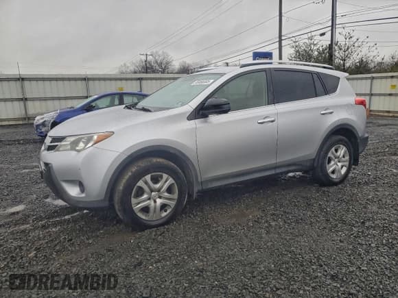 ✅ 2015 Toyota RAV4 LE • VIN: JTMBFREV0FD127073 • Lot: 95066585. Listed on Copart with 225,423 mi. Free auction sales archive from the USA and detailed vehicle history report at DreamBid. Image 1.