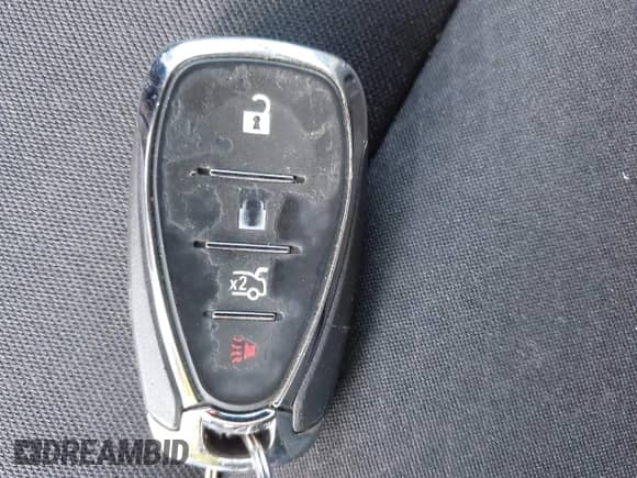 2018 Chevrolet Malibu LS с VIN 1G1ZC5ST3JF222350, выставлен на аукционе IAAI как лот 42963574 с пробегом 51 703 миль миль и . История ставок и продаж доступна на DreamBid. Изображение 11.