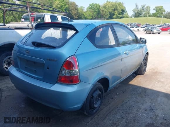 ✅ 2010 Hyundai Accent GS • VIN: KMHCM3AC7AU172494 • Лот: 42147729. Опубликован ранее на IAAI с пробегом 175 187 миль. Бесплатный доступ к архиву аукционных продаж из США и подробный отчёт об истории автомобиля на DreamBid. Изображение 4.