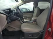 ✅ 2017 Ford C-Max SE • VIN: 1FADP5EU3HL115911 • Lot: 84222655. Wystawiony na Copart z przebiegiem 112 458 mil. Bezpłatny archiwum sprzedaży aukcyjnych z USA i szczegółowy raport historii pojazdu na DreamBid. Zdjęcie 7.