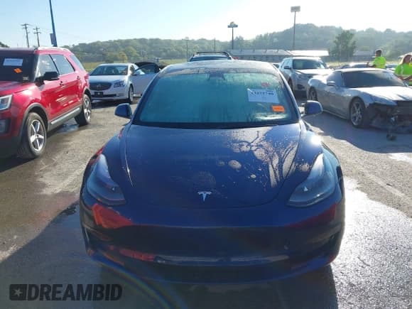 ✅ 2023 Tesla Model 3 • VIN: 5YJ3E1EA9PF638118 • Lot: 43272740. Listed on IAAI with 30,598 mi. Free auction sales archive from the USA and detailed vehicle history report at DreamBid. Image 13.