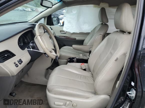 ✅ 2012 Toyota Sienna XLE AAS • VIN: 5TDYK3DC5CS219878 • Лот: 58422305. Опубликован ранее на Copart с пробегом 152 946 миль. Бесплатный доступ к архиву аукционных продаж из США и подробный отчёт об истории автомобиля на DreamBid. Изображение 7.