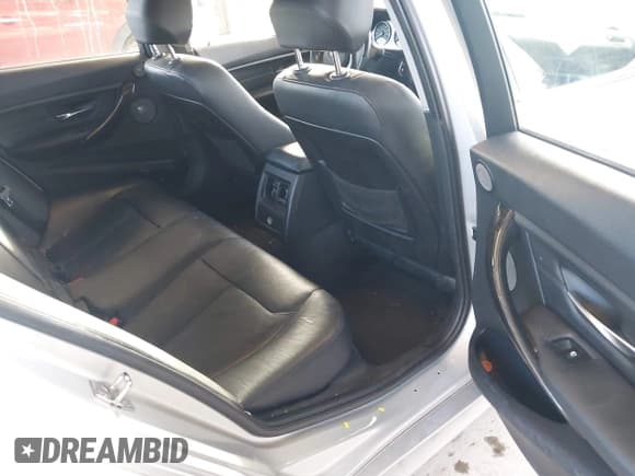 ✅ 2012 BMW 3 Series 328i • VIN: WBA3A5C57CF345278 • Lot: 43726500. Listed on IAAI with 114,949 mi. Free auction sales archive from the USA and detailed vehicle history report at DreamBid. Image 8.