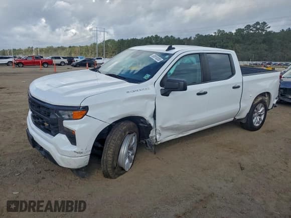 ✅ 2022 Chevrolet Silverado 1500 Custom • VIN: 3GCPABEK4NG605515 • Лот: 93919385. Опубликован ранее на Copart с пробегом 111 965 миль. Бесплатный доступ к архиву аукционных продаж из США и подробный отчёт об истории автомобиля на DreamBid. Изображение 1.