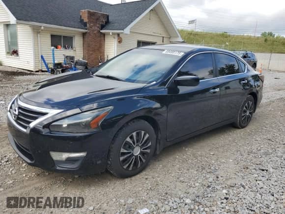 2015 Nissan Altima S z VIN 1N4AL3APXFN890999, wystawiony jako Copart lot #68495175 z przebiegiem 168 409 mil mil oraz Czysty tytuł • Clean title. Historia ofert i sprzedaży dostępna na DreamBid. Obrazek 1.