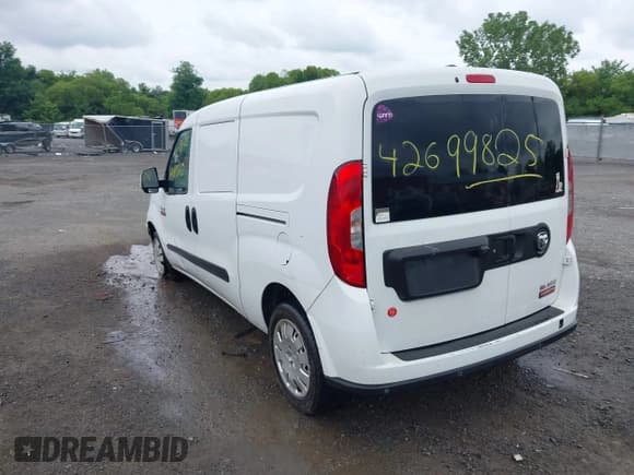 ✅ 2016 Ram ProMaster City Cargo Tradesman SLT • VIN: ZFBERFBT7G6B18386 • Lot: 42699825. Wystawiony na IAAI z przebiegiem 167 308 mil. Bezpłatny archiwum sprzedaży aukcyjnych z USA i szczegółowy raport historii pojazdu na DreamBid. Zdjęcie 3.