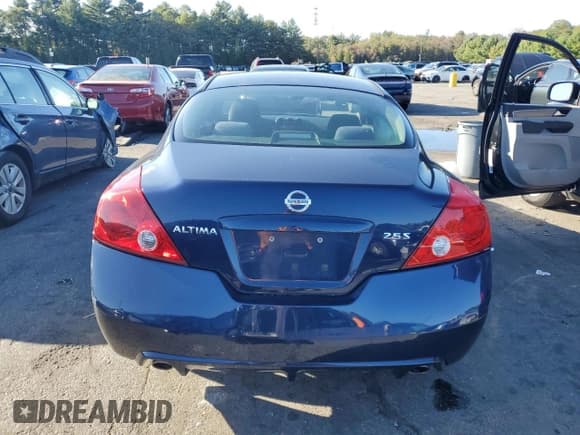 ✅ 2010 Nissan Altima S • VIN: 1N4AL2EP2AC138531 • Лот: 83945575. Опубликован ранее на Copart с пробегом 94 729 миль. Бесплатный доступ к архиву аукционных продаж из США и подробный отчёт об истории автомобиля на DreamBid. Изображение 6.