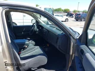 ✅ 2004 Dodge Dakota SLT • VIN: 1D7HL48N04S653798 • Lot: 42520546. Wystawiony na IAAI z przebiegiem 115 259 mil. Bezpłatny archiwum sprzedaży aukcyjnych z USA i szczegółowy raport historii pojazdu na DreamBid. Zdjęcie 5.