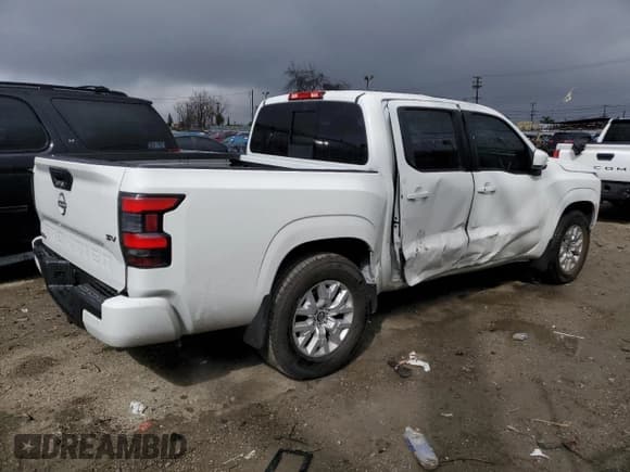 ✅ 2023 Nissan Frontier SV • VIN: 1N6ED1EJ8PN669001 • Lot: 49002385. Wystawiony na Copart z przebiegiem 2 718 mil. Bezpłatny archiwum sprzedaży aukcyjnych z USA i szczegółowy raport historii pojazdu na DreamBid. Zdjęcie 3.