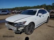 ✅ 2014 Lexus LS 460 • VIN: JTHBL5EF4E5130110 • Лот: 86253545. Опубликован ранее на Copart с пробегом 175 456 миль. Бесплатный доступ к архиву аукционных продаж из США и подробный отчёт об истории автомобиля на DreamBid. Изображение 1.
