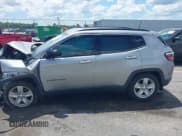 ✅ 2022 Jeep Compass Latitude • VIN: 3C4NJCBBXNT182500 • Lot: 42750538. Listed on IAAI with 52,233 mi. Free auction sales archive from the USA and detailed vehicle history report at DreamBid. Image 14.