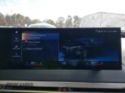 ✅ 2022 BMW iX xDrive50 • VIN: WB523CF04NCK84422 • Lot: 43535492. Wystawiony na IAAI z przebiegiem 42 152 mil. Bezpłatny archiwum sprzedaży aukcyjnych z USA i szczegółowy raport historii pojazdu na DreamBid. Zdjęcie 19.