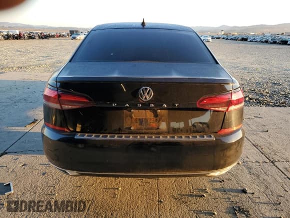 ✅ 2021 Volkswagen Passat SE • VIN: 1VWSA7A35MC000049 • Lot: 80940345. Listed on Copart with 72,920 mi. Free auction sales archive from the USA and detailed vehicle history report at DreamBid. Image 6.