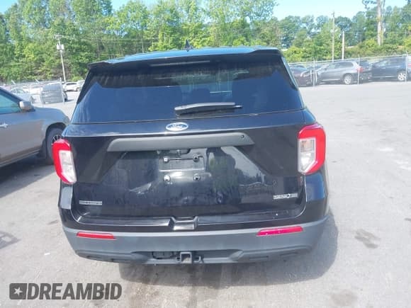 ✅ 2020 Ford Police Interceptor Utility • VIN: 1FM5K8AB4LGC36611 • Lot: 42199062. Wystawiony na IAAI z przebiegiem 104 684 mil. Bezpłatny archiwum sprzedaży aukcyjnych z USA i szczegółowy raport historii pojazdu na DreamBid. Zdjęcie 16.