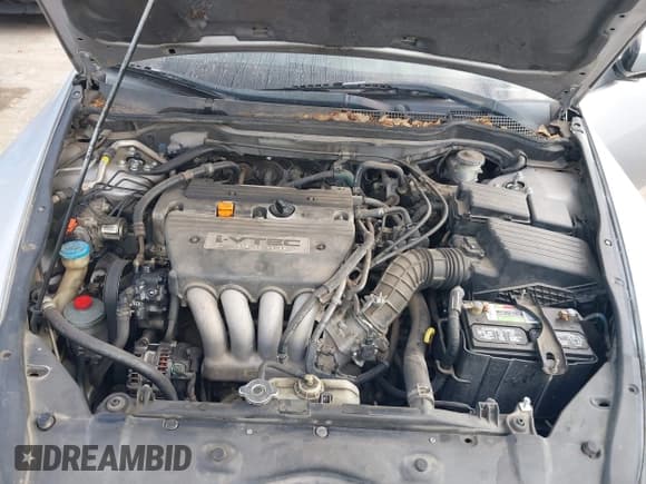 ✅ 2004 Honda Accord EX • VIN: 1HGCM72654A019964 • Lot: 43705947. Listed on IAAI with 201,502 mi. Free auction sales archive from the USA and detailed vehicle history report at DreamBid. Image 10.