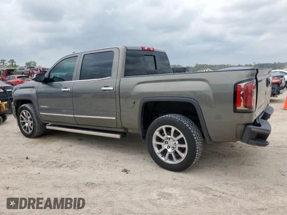 ✅ 2018 GMC Sierra 1500 Denali • VIN: 3GTU2PEC8JG598522 • Лот: 58838995. Опубликован ранее на Copart с пробегом 84 019 миль. Бесплатный доступ к архиву аукционных продаж из США и подробный отчёт об истории автомобиля на DreamBid. Изображение 2.